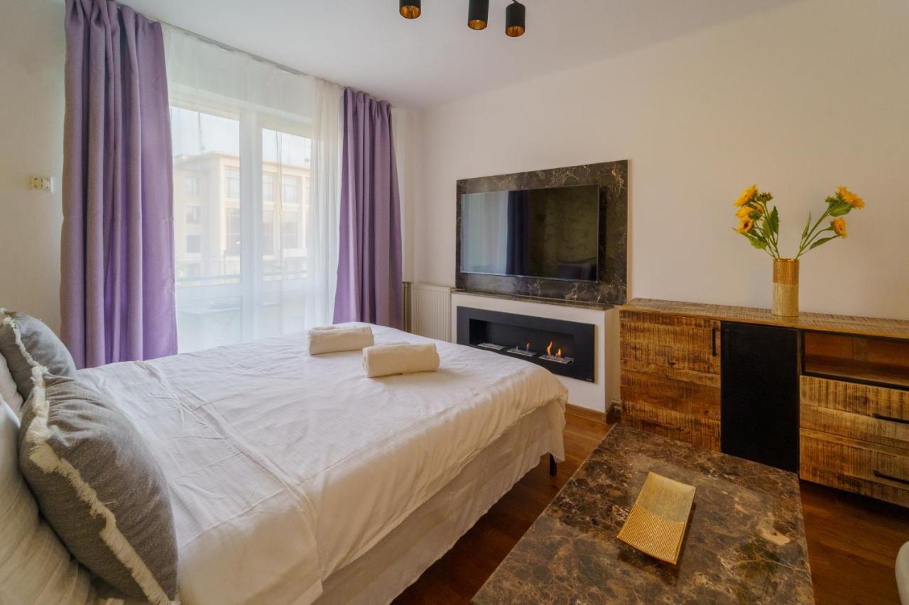 Main Square 5 Star Luxury Apartment With View Cluj-Napoca Eksteriør billede